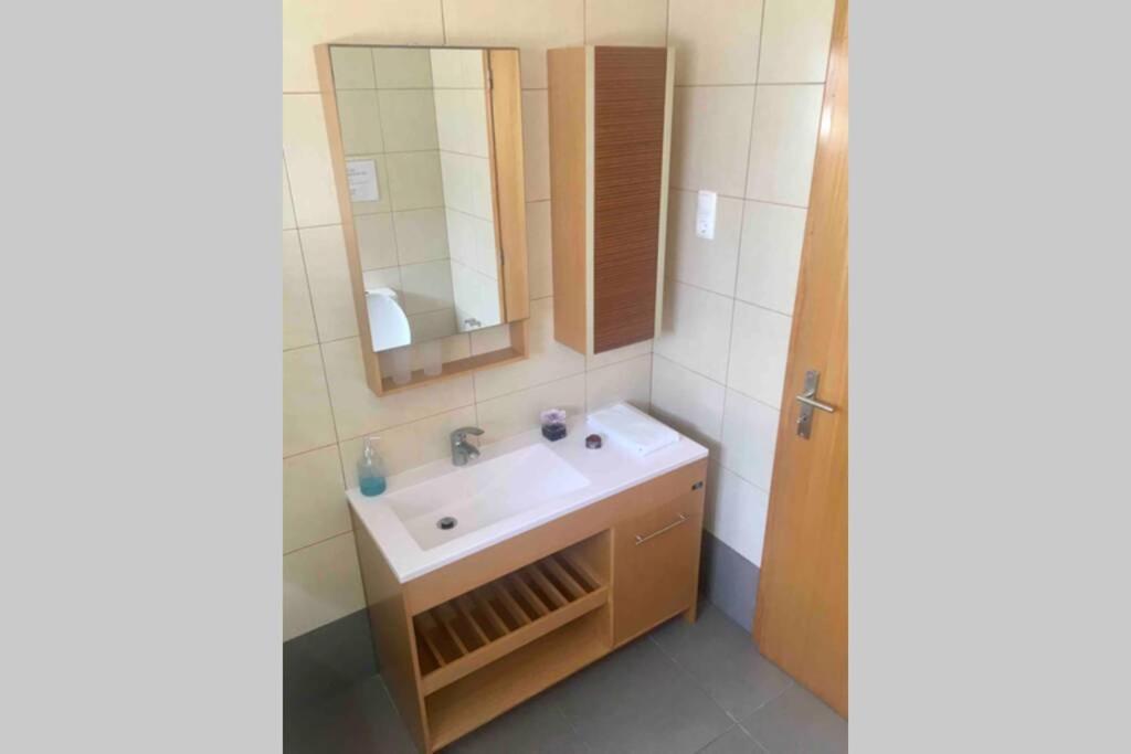 Apartamento Vista Do Mar B Ribeira Quente Екстериор снимка
